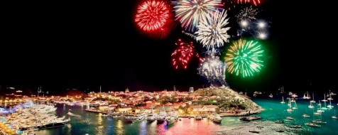Christmas Week vs New Year’s Week in St Barts: Which to Charter?