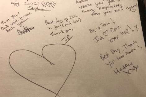 Review img # 1 of the yacht 00SEVEN