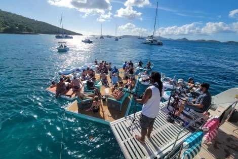 Review img # 53 of the yacht AEOLUS 77