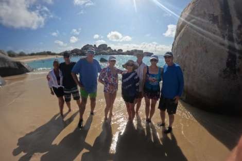 Review img # 34 of the yacht AURA