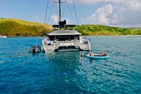 Review img # 22 of the yacht DRAGONFLY