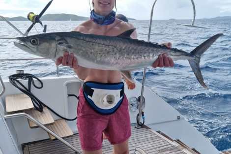 Review img # 32 of the yacht FOXY LADY