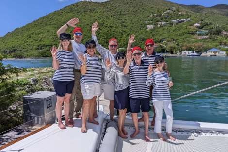 Review img # 20 of the yacht FOXY LADY