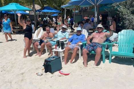 Review img # 2 of the yacht GYRFALCON