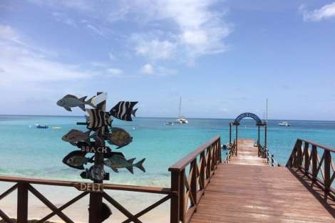 Review img # 5 of the yacht ILLUSION