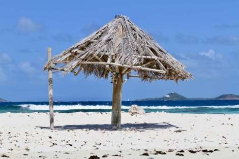 Review img # 50 of the yacht ISOLABLUE