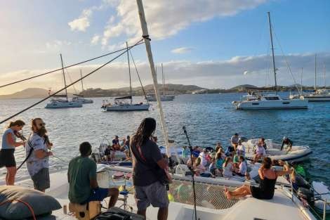 Review img # 127 of the yacht LIQUID ZEN