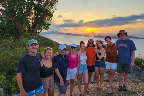 Review img # 80 of the yacht LIQUID ZEN