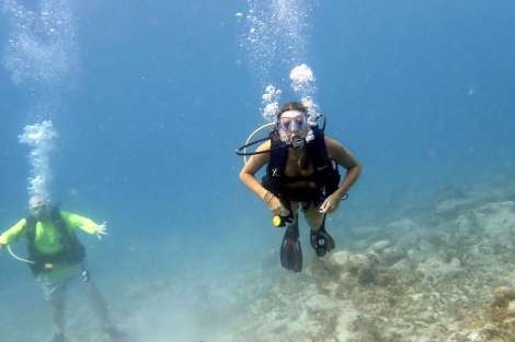 Review img # 5 of the yacht LUNA BLISS