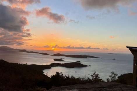 Review img # 5 of the yacht NENNE