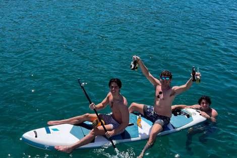 Review img # 5 of the yacht PERPETUAL BLUE