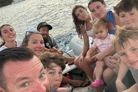 Review img # 7 of the yacht PERPETUAL BLUE