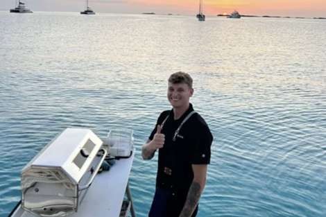 Review img # 2 of the yacht PLAYTIME