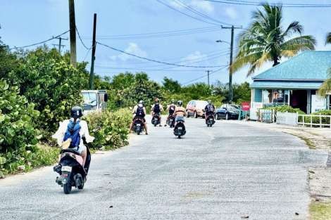 Review img # 10 of the yacht RAPSCALLION