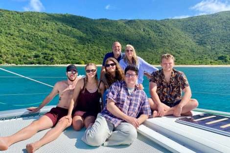Review img # 85 of the yacht SANDY CINCO