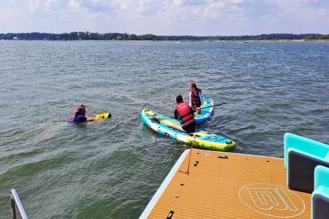 Review img # 20 of the yacht TOP SHELF