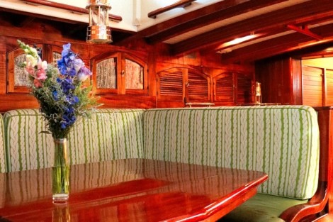 Review img # 24 of the yacht TREE OF LIFE